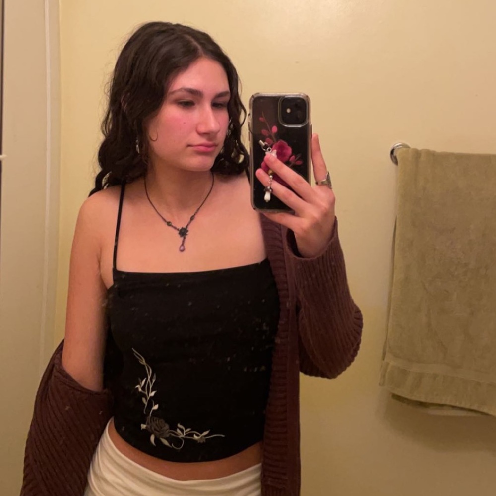 Meet your Posher, Raina